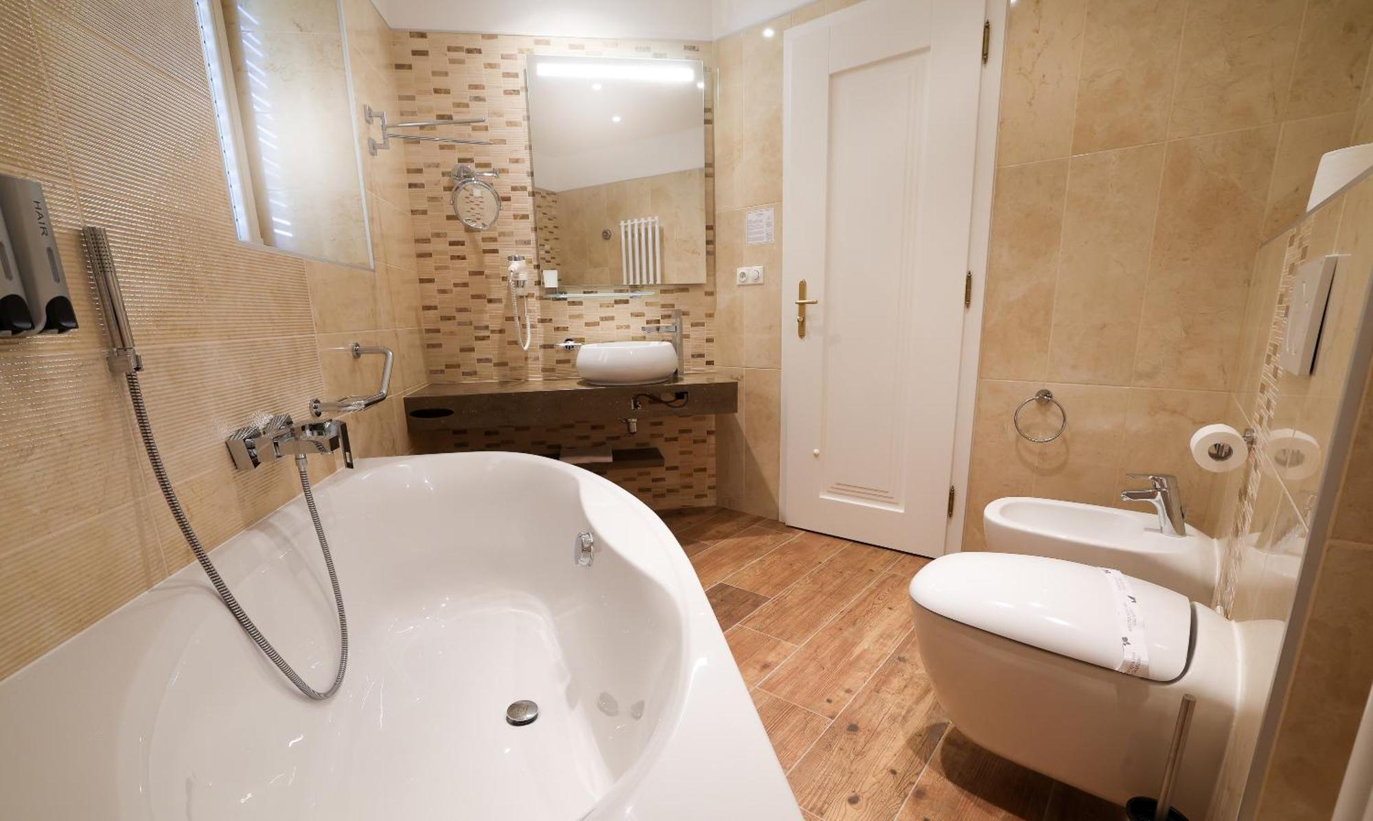 Boutique Hotel Ambiente ****+ Karlsbad Buitenkant foto