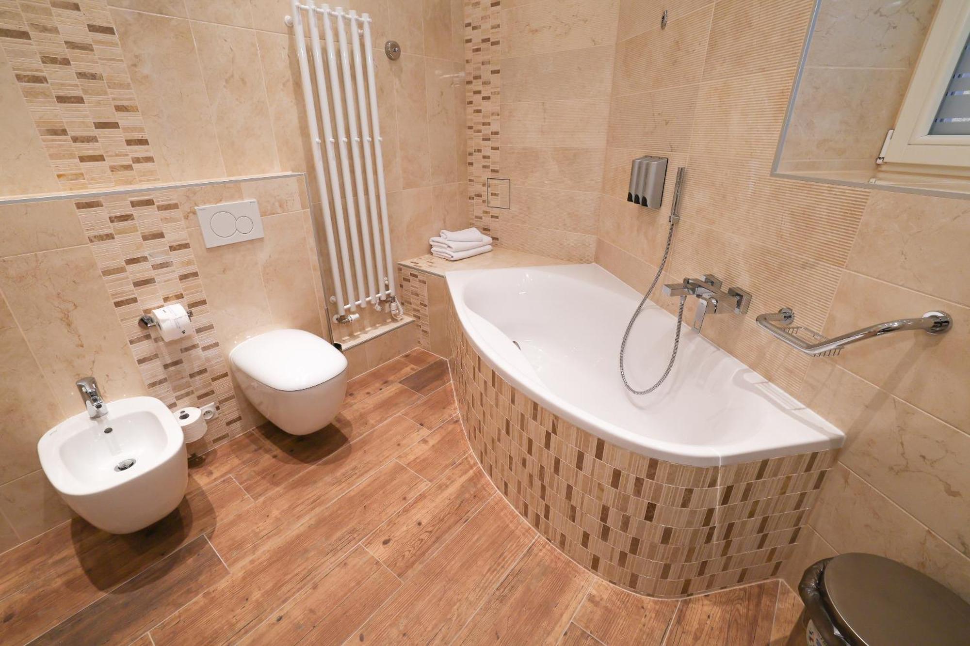 Boutique Hotel Ambiente ****+ Karlsbad Buitenkant foto
