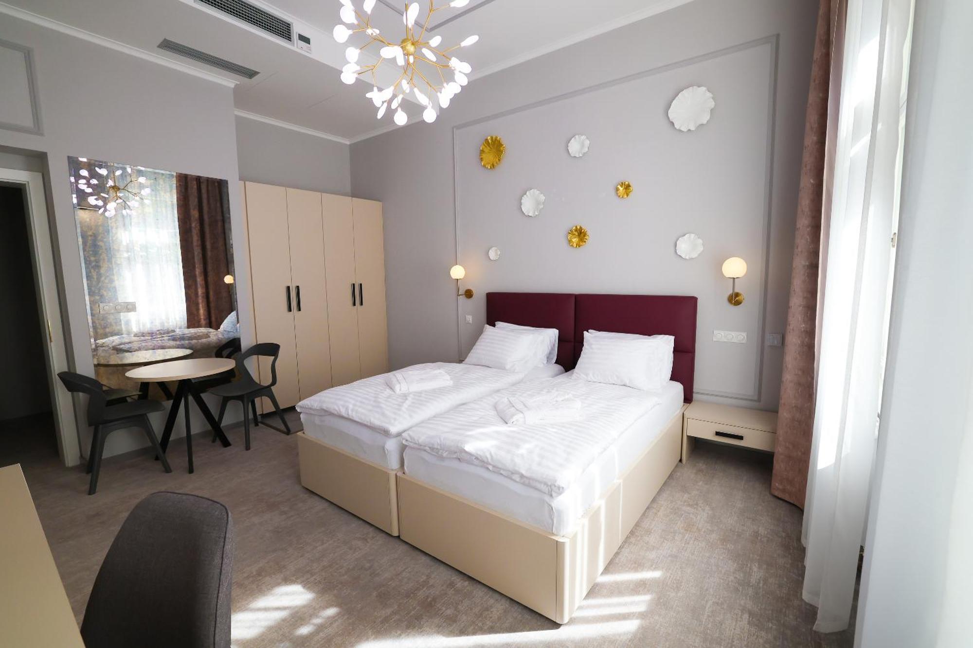 Boutique Hotel Ambiente ****+ Karlsbad Buitenkant foto