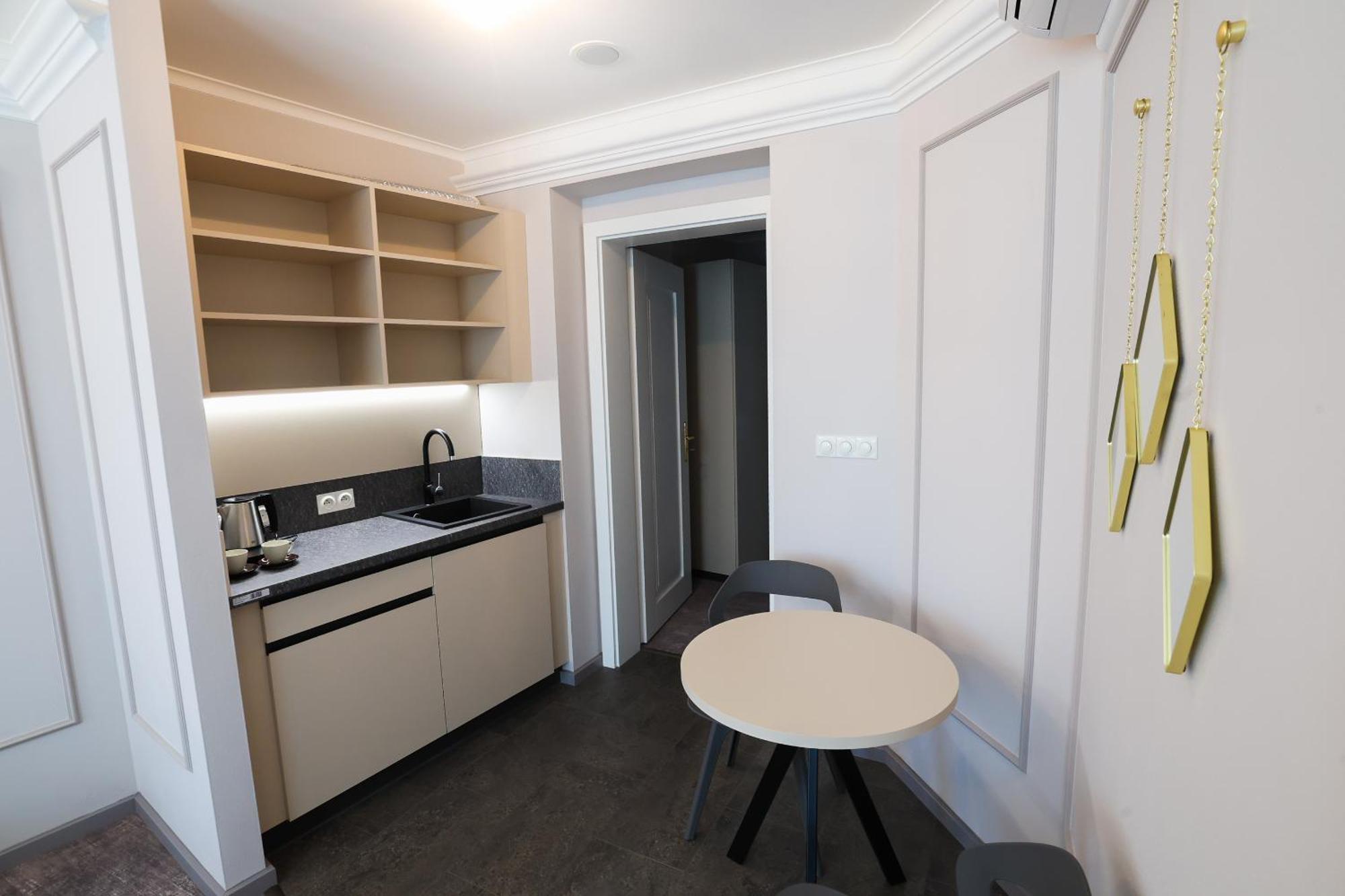 Boutique Hotel Ambiente ****+ Karlsbad Buitenkant foto