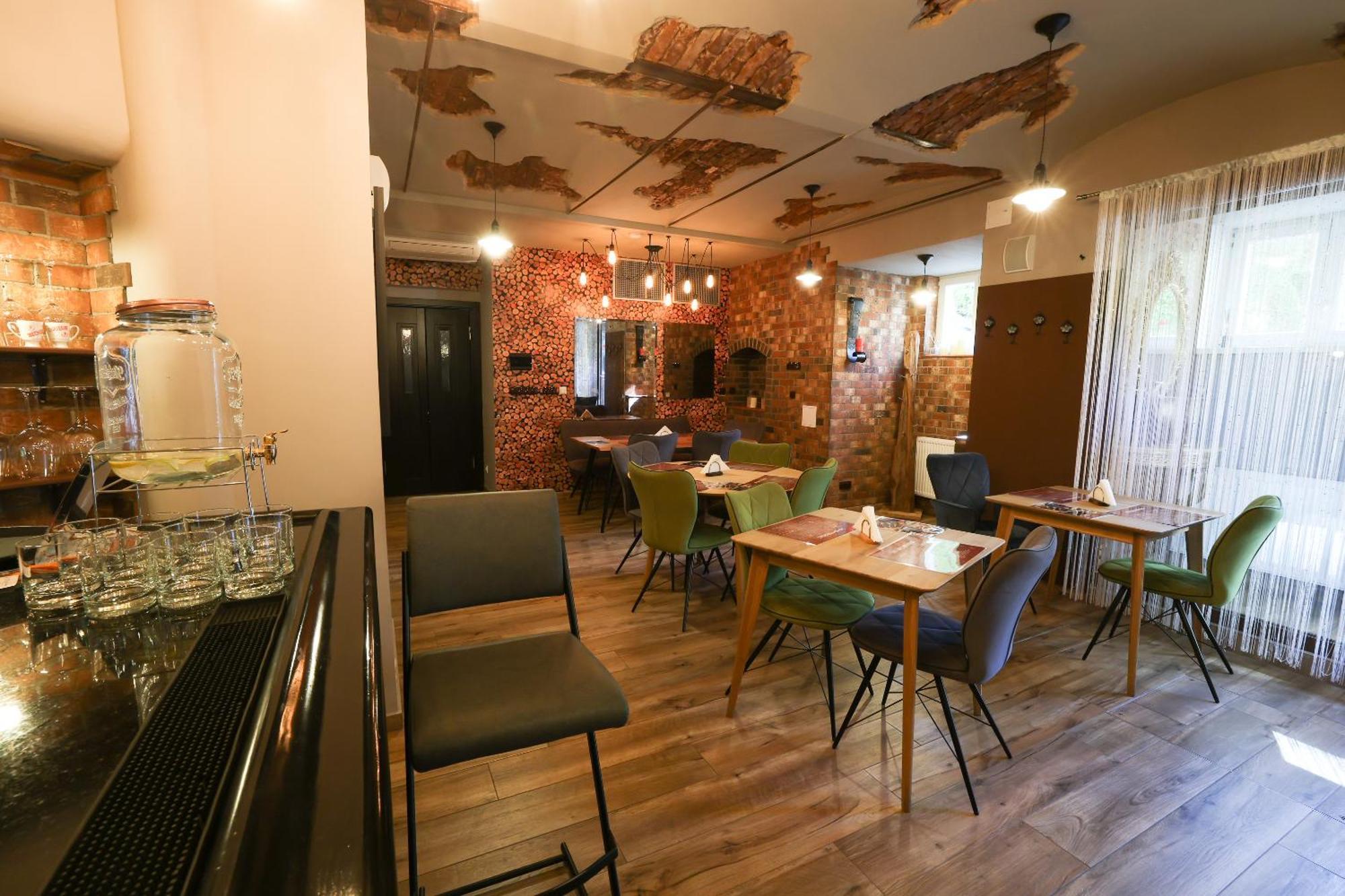 Boutique Hotel Ambiente ****+ Karlsbad Buitenkant foto