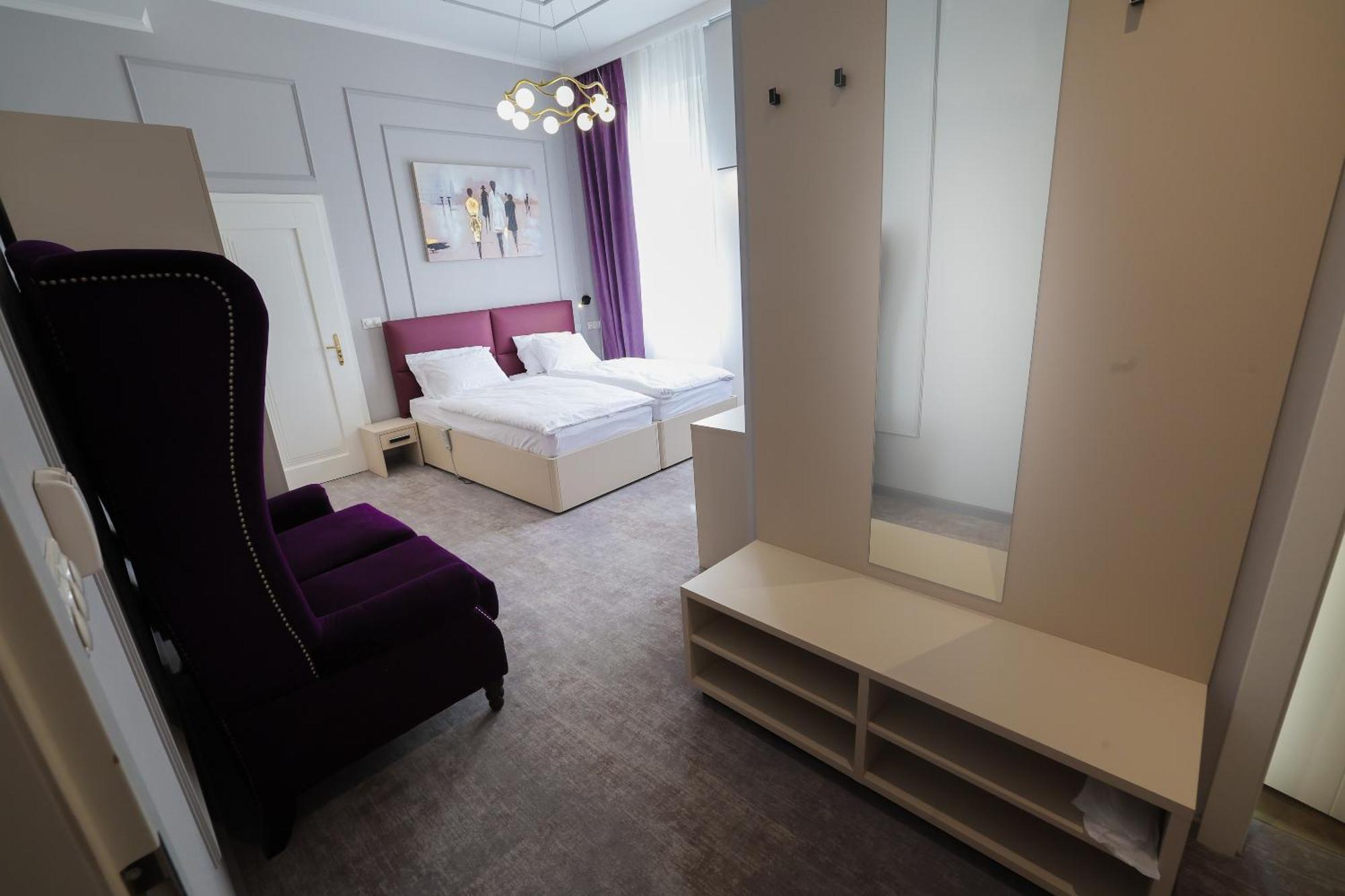 Boutique Hotel Ambiente ****+ Karlsbad Buitenkant foto